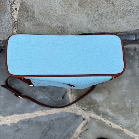 Dooney & Bourke Pebble Grain Cross Body Pale Blue Bag Purse - Picture 5 of 8